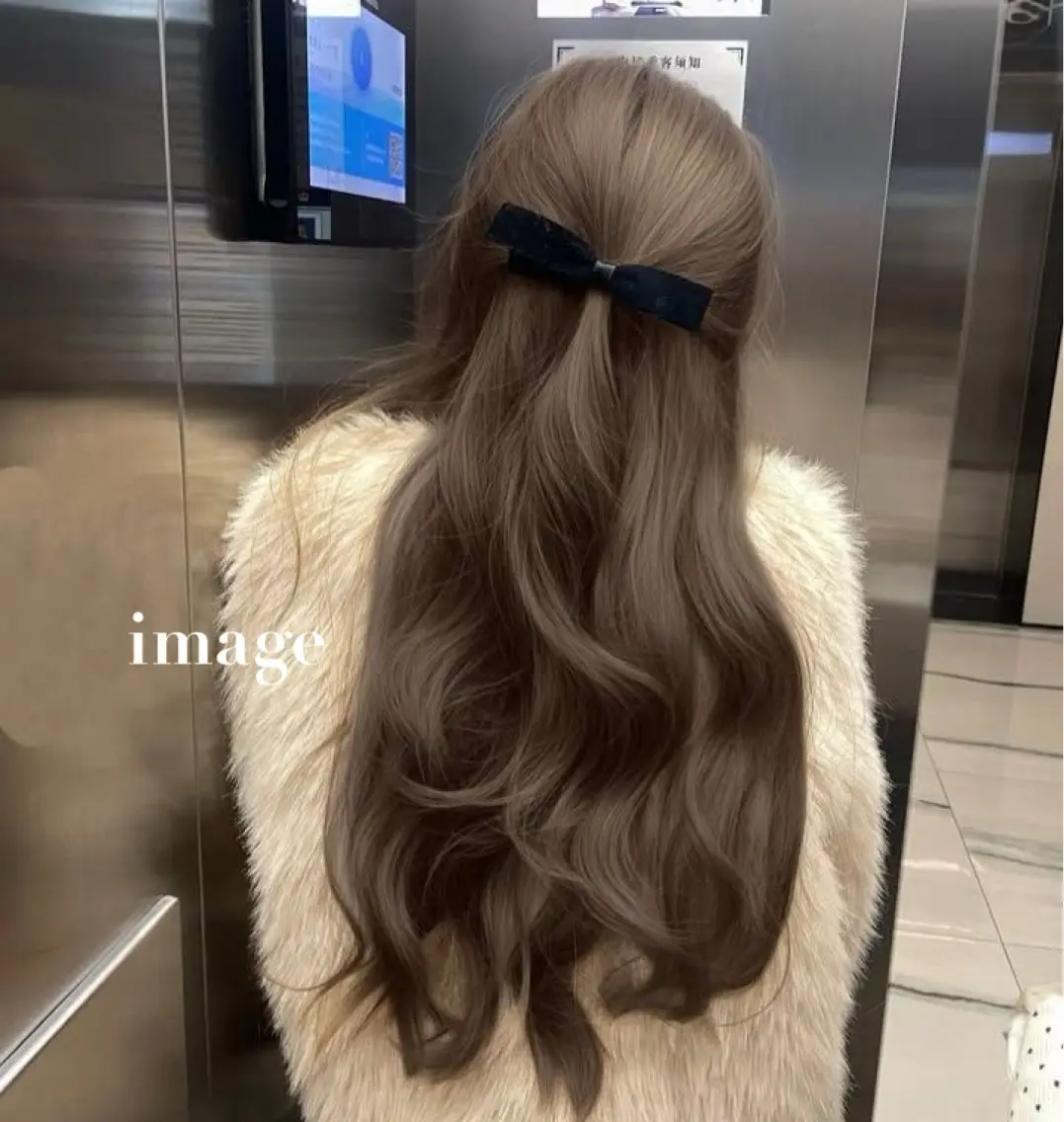 ロング ヘアカラー 韓国ワンホン透明感 カラー✨🖤ここあのヘアスタイル