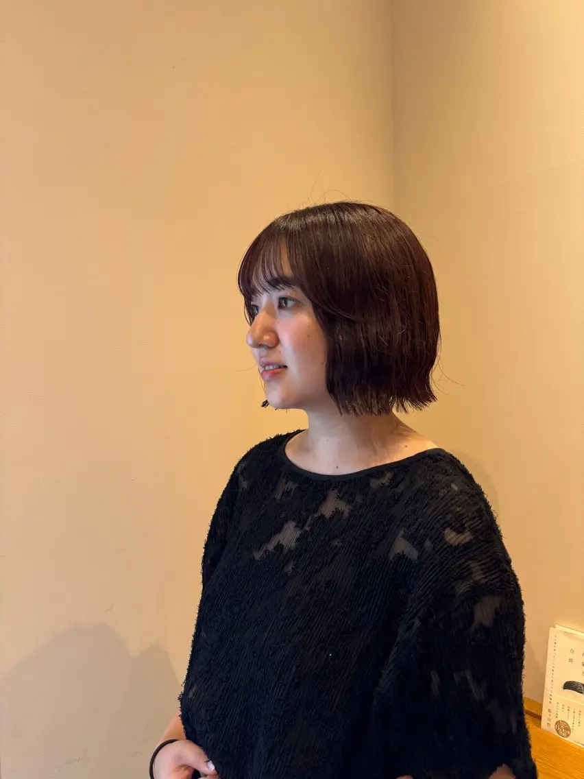 ショート カラー ブラウンカラー ピンクカラー ピンクブラウン カット ヘアカラー トリートメント ENIF　大島 芽生のヘアスタイル