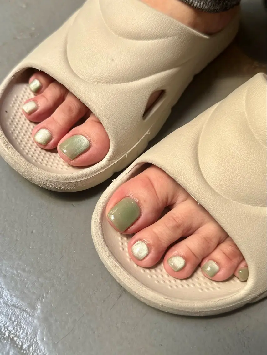 ネイル フットネイル IROHA NAIL 美優のネイルデザイン