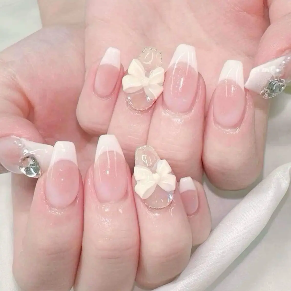 ネイル 成人式 ジェルネイル ロングネイル マグネットネイル ミディアムネイル ハンドネイル MoMoA Nail ネイル長さ出し専門店のネイルデザイン