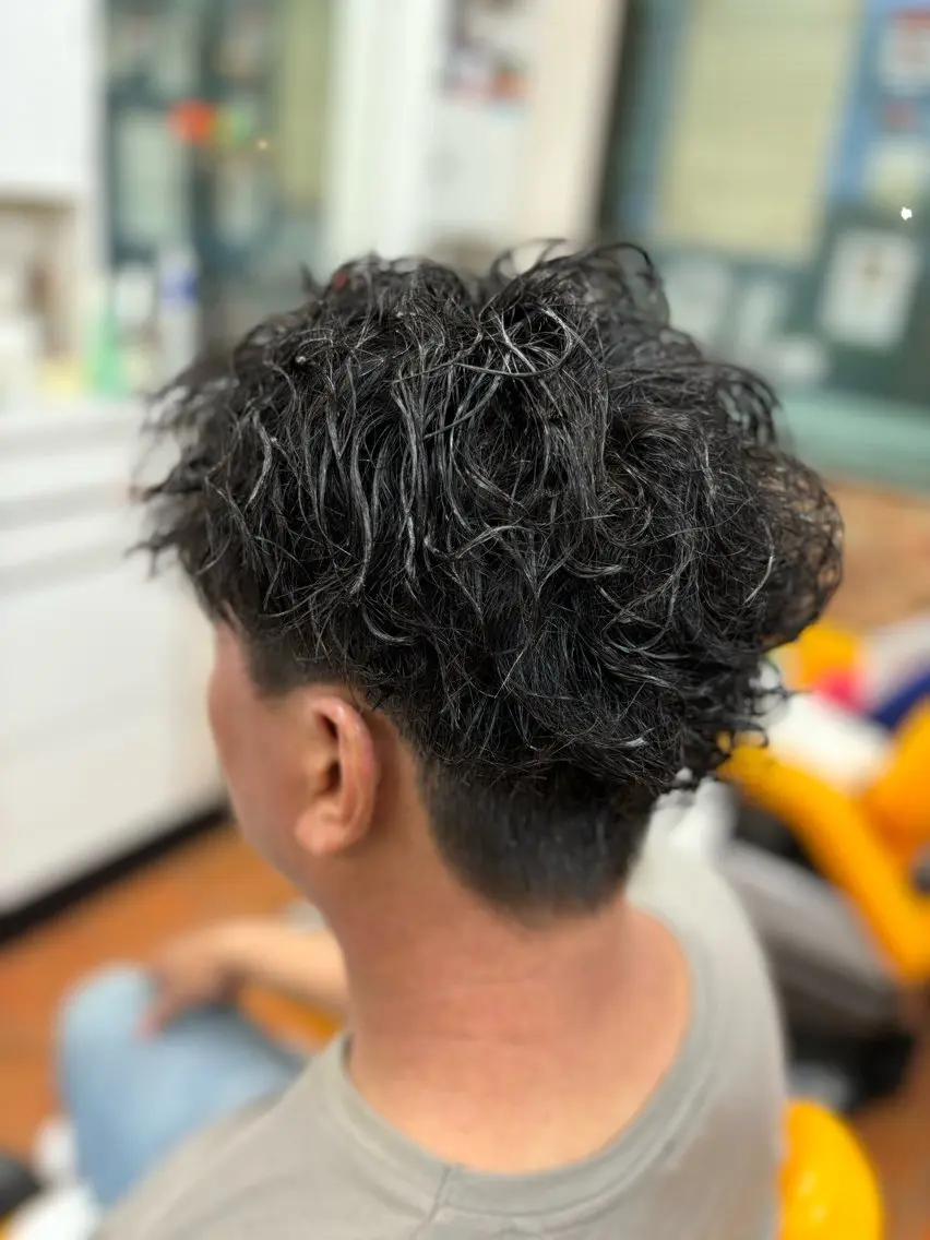 ショート やました 理容所のヘアスタイル
