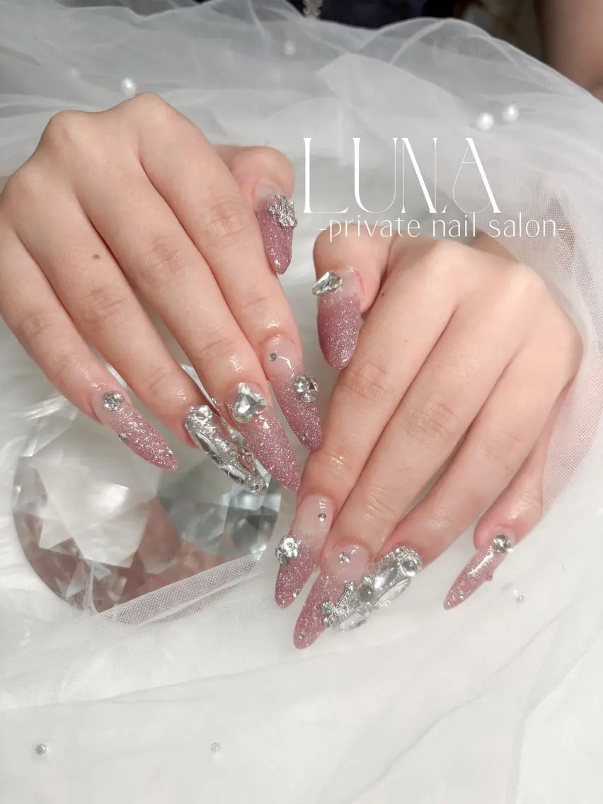 ネイル ハンドネイル LUNA MAIのネイルデザイン