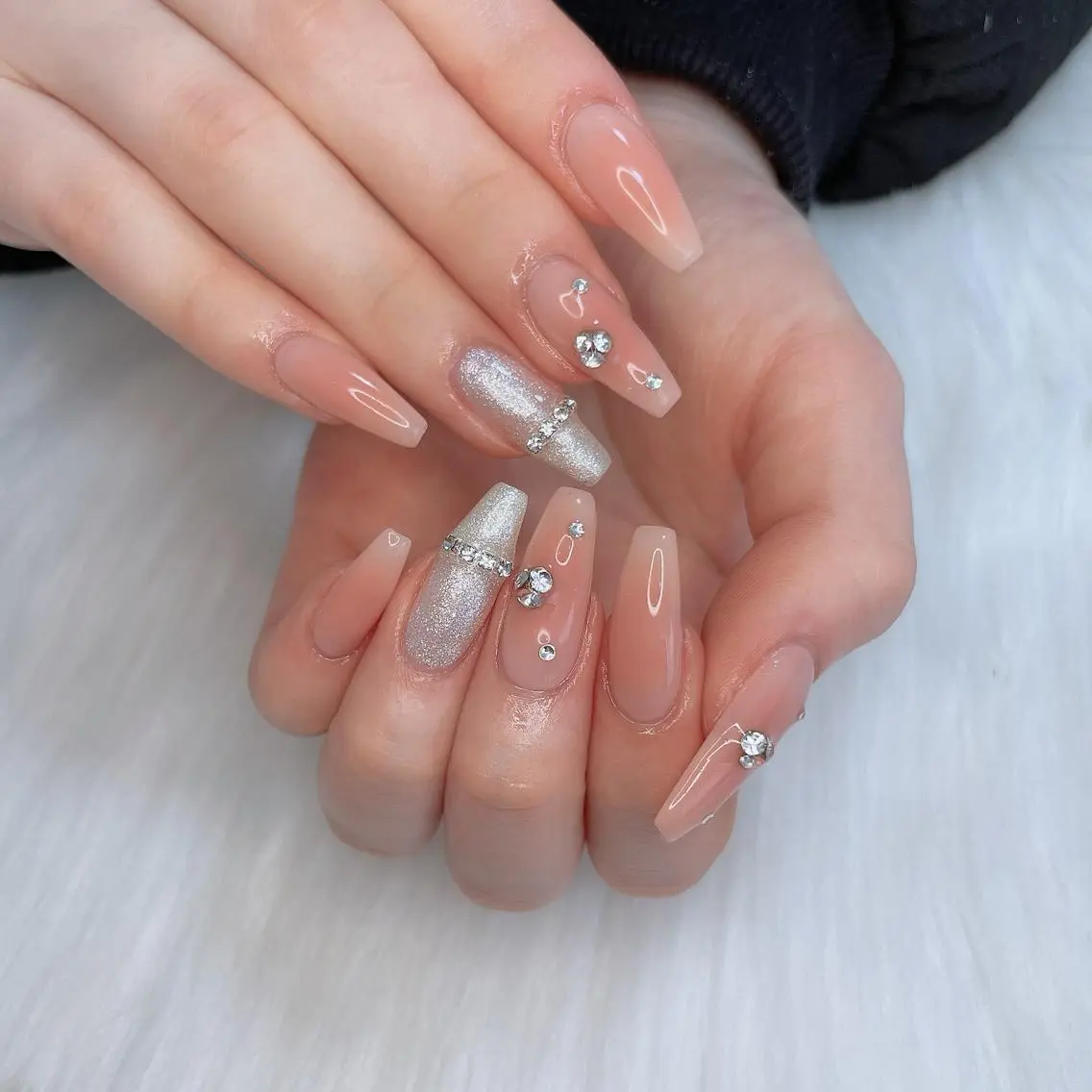 ネイル チークネイル ハンドネイル Kayo 💅のネイルデザイン