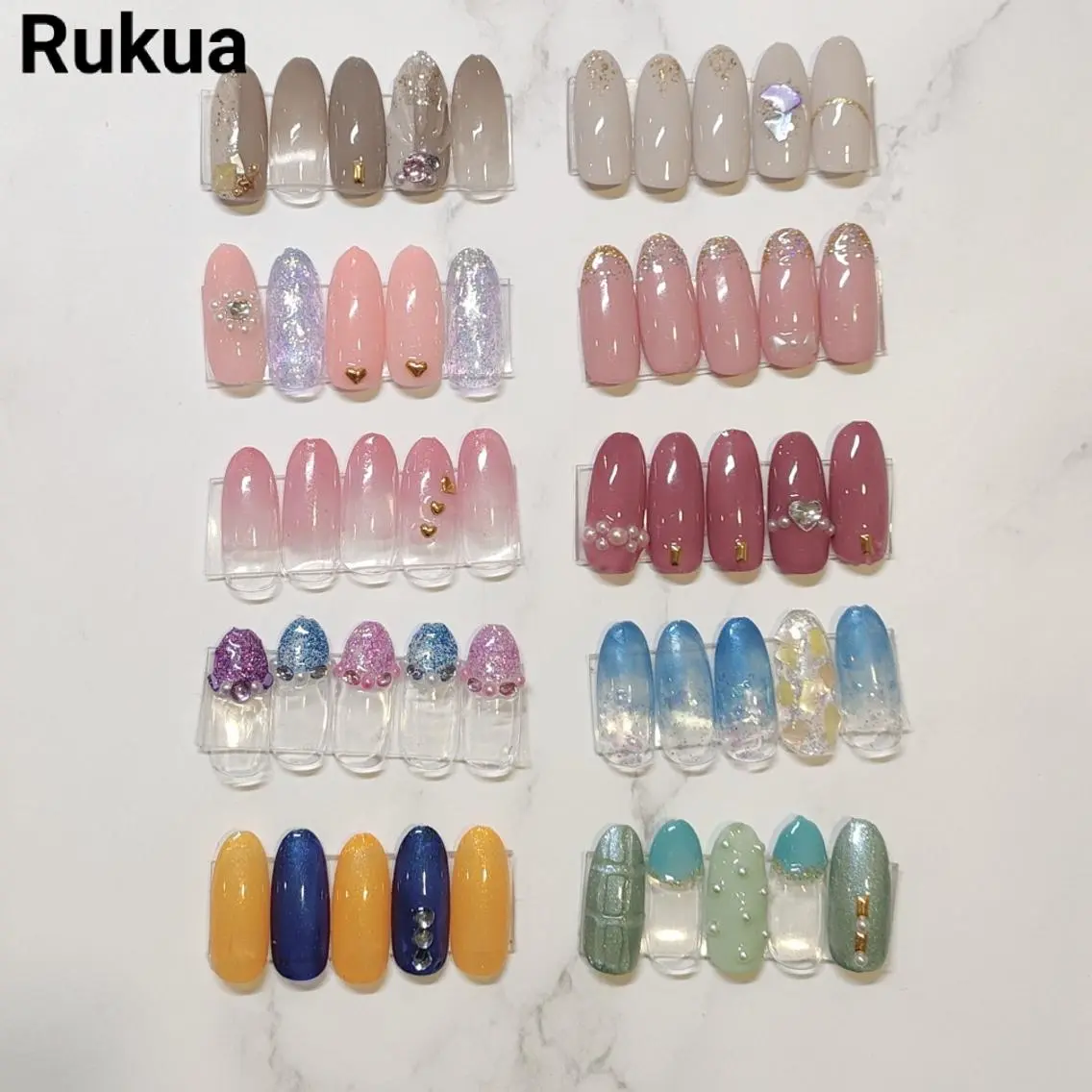 ネイル ハンドネイル 吉澤 友恵のネイルデザイン