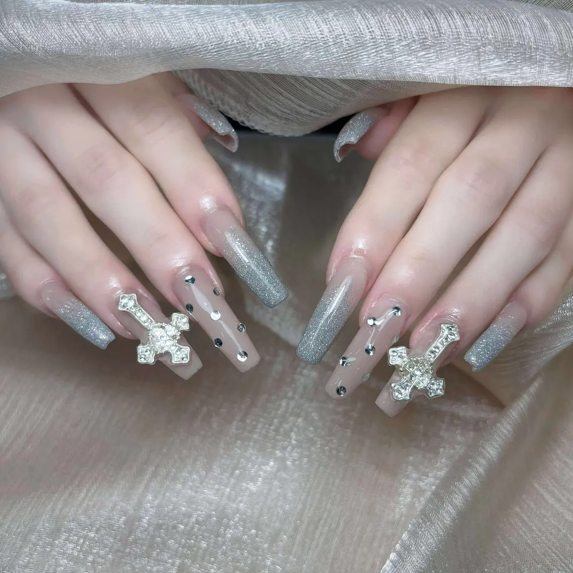 ネイル ハンドネイル ハンドケア Nova Nail Nambaのネイルデザイン