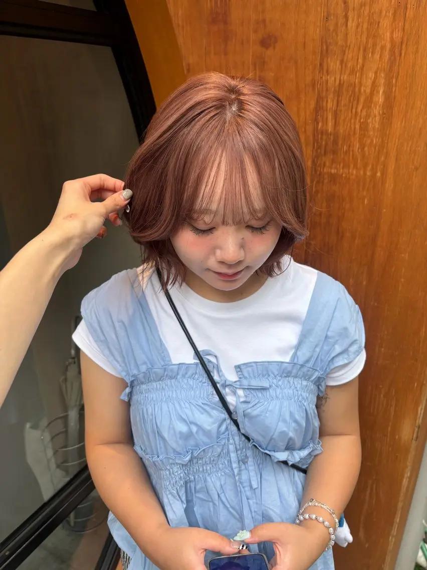 セミロング カラー ピンクカラー ヘアカラー 【ioe 元町】 🎀希 歩🎀のヘアスタイル