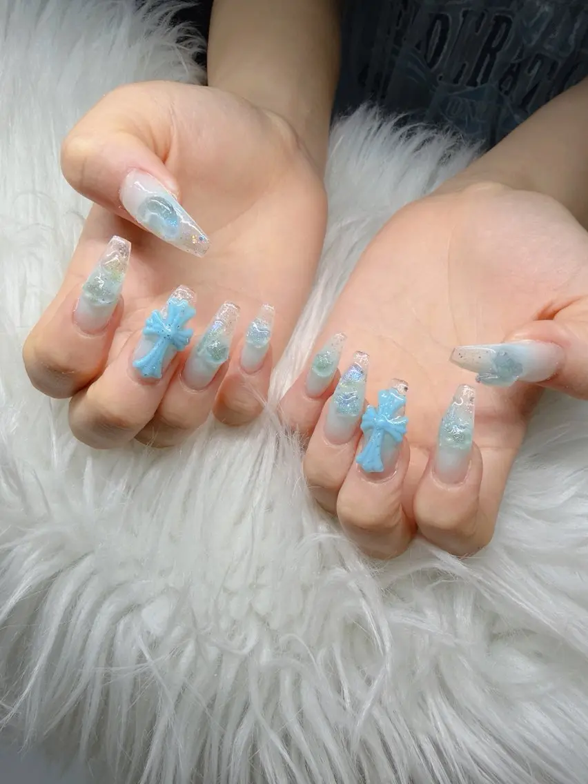 ネイル Lee Nailsのネイルデザイン