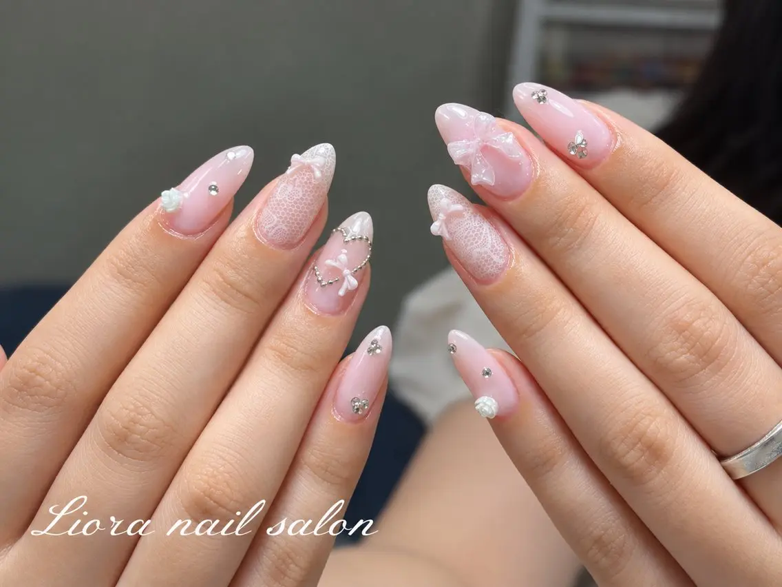ネイル チークネイル フットネイル フレンチネイル ジェルネイル ガーリー ハンドネイル Liora nailのネイルデザイン