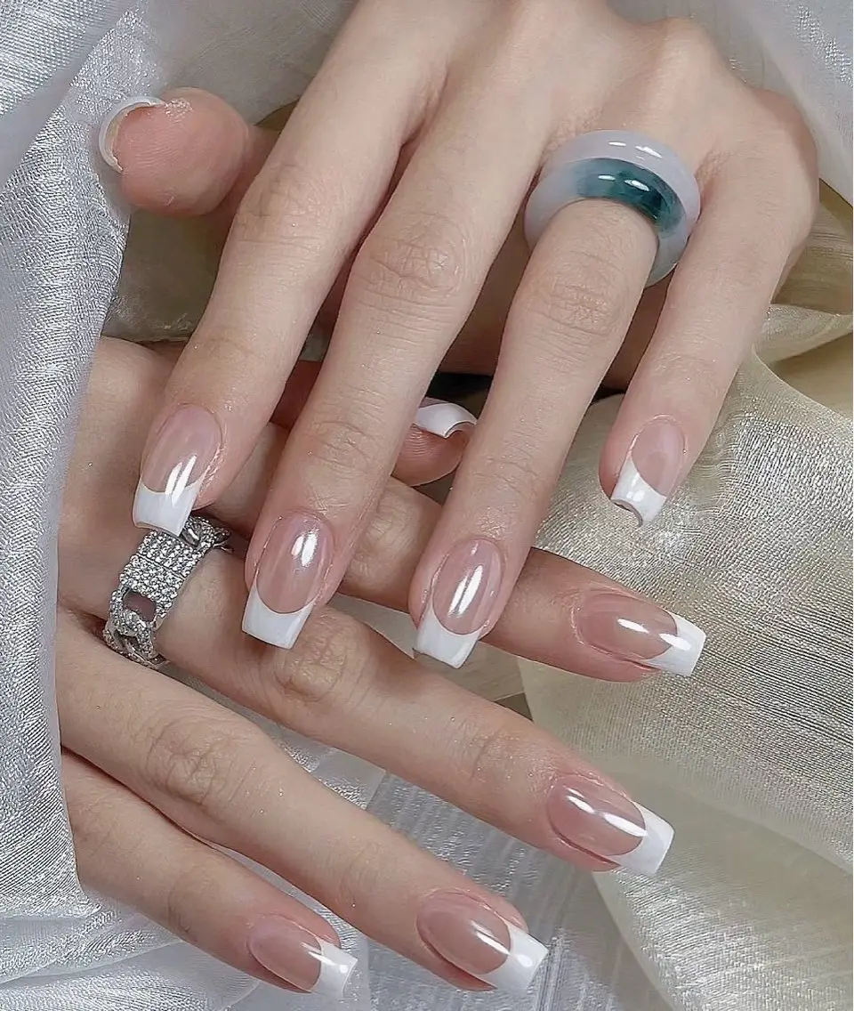 ネイル シンプルネイル liora nail yzのネイルデザイン