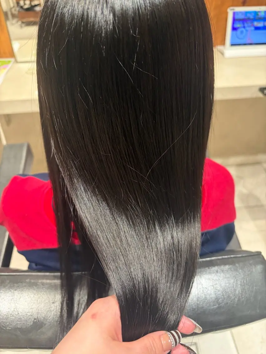 ロング カラー ブラウンカラー オリーブブラウン ヘアカラー newton 🎀ここむぎのヘアスタイル