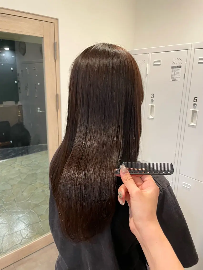 ロング カラー パーマ 縮毛矯正 カット ヘアカラー 縮毛矯正 トリートメント 髪質改善🌱透明感 カラー/MINAMIのヘアスタイル