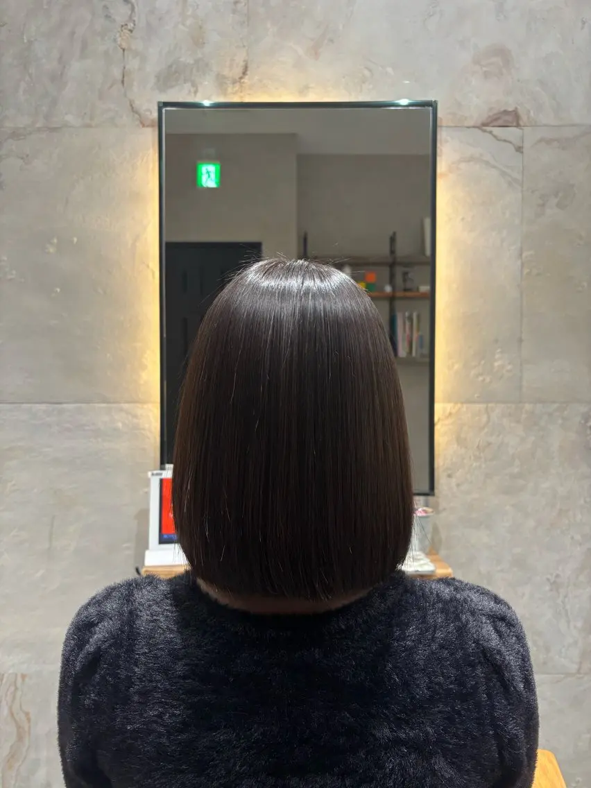 カット 縮毛矯正 岩崎 美咲のヘアスタイル