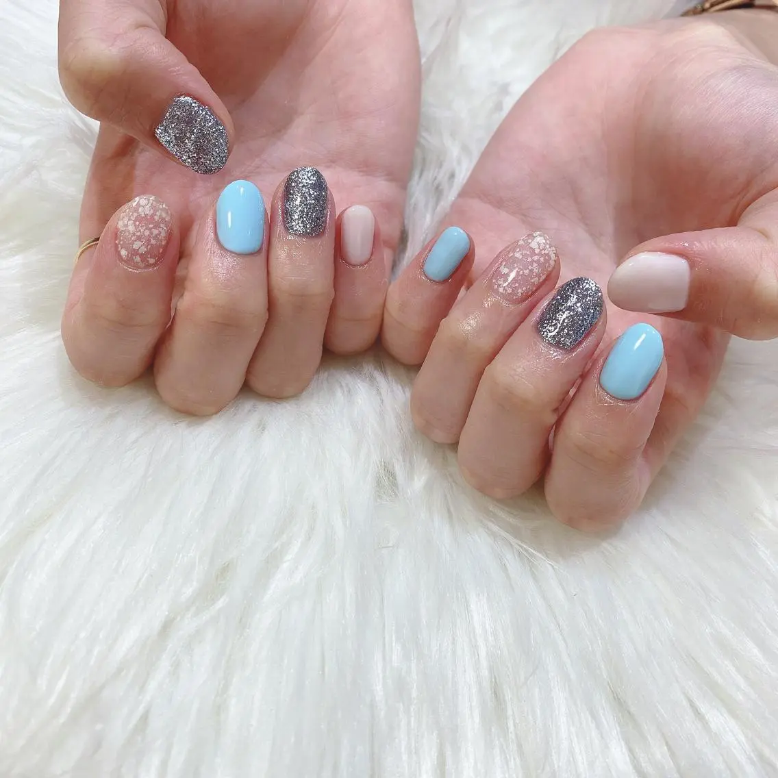 ネイル ハンドネイル 西岡 杏のネイルデザイン