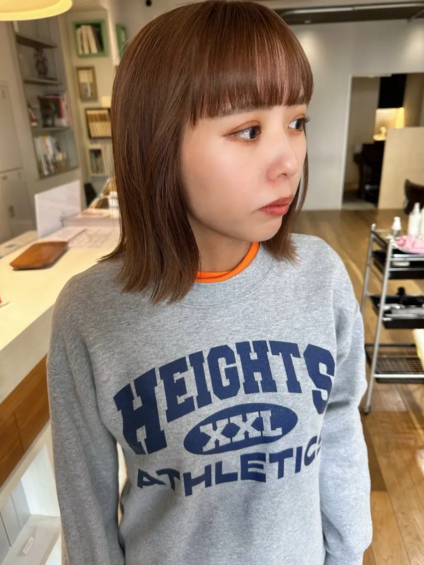 ミディアム カラー カット ヘアカラー トリートメント 塩澤 榛奈のヘアスタイル