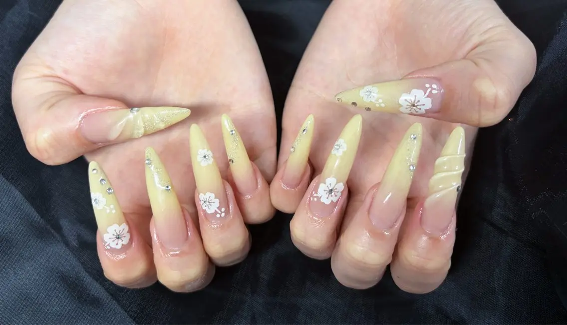 ネイル アートネイル ジェルネイル マグネットネイル Lu nailsalonのネイルデザイン