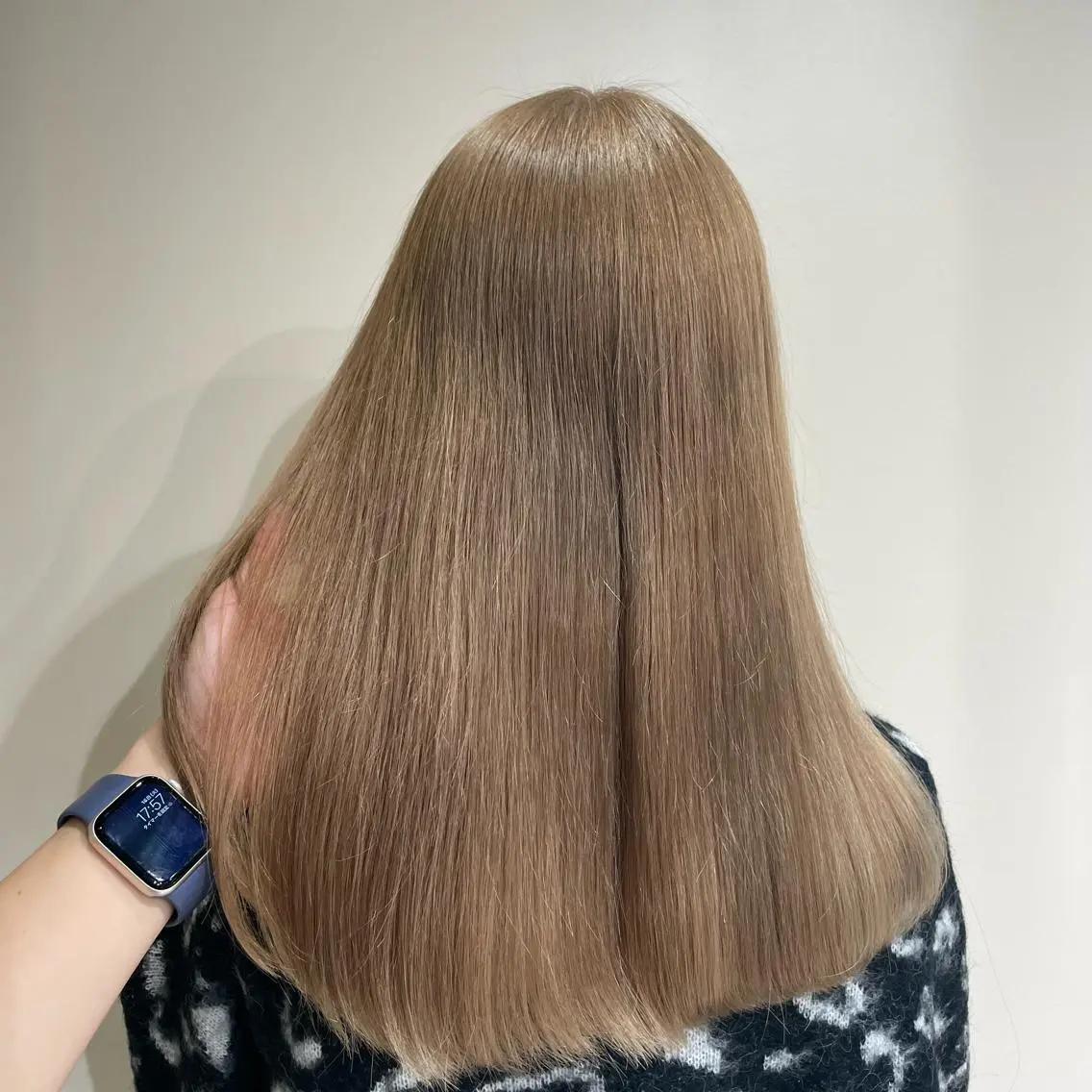 セミロング カラー ベージュカラー ミルクティーベージュ ヘアカラー 🦋美髪/エクステ 🦋アベイクミのヘアスタイル