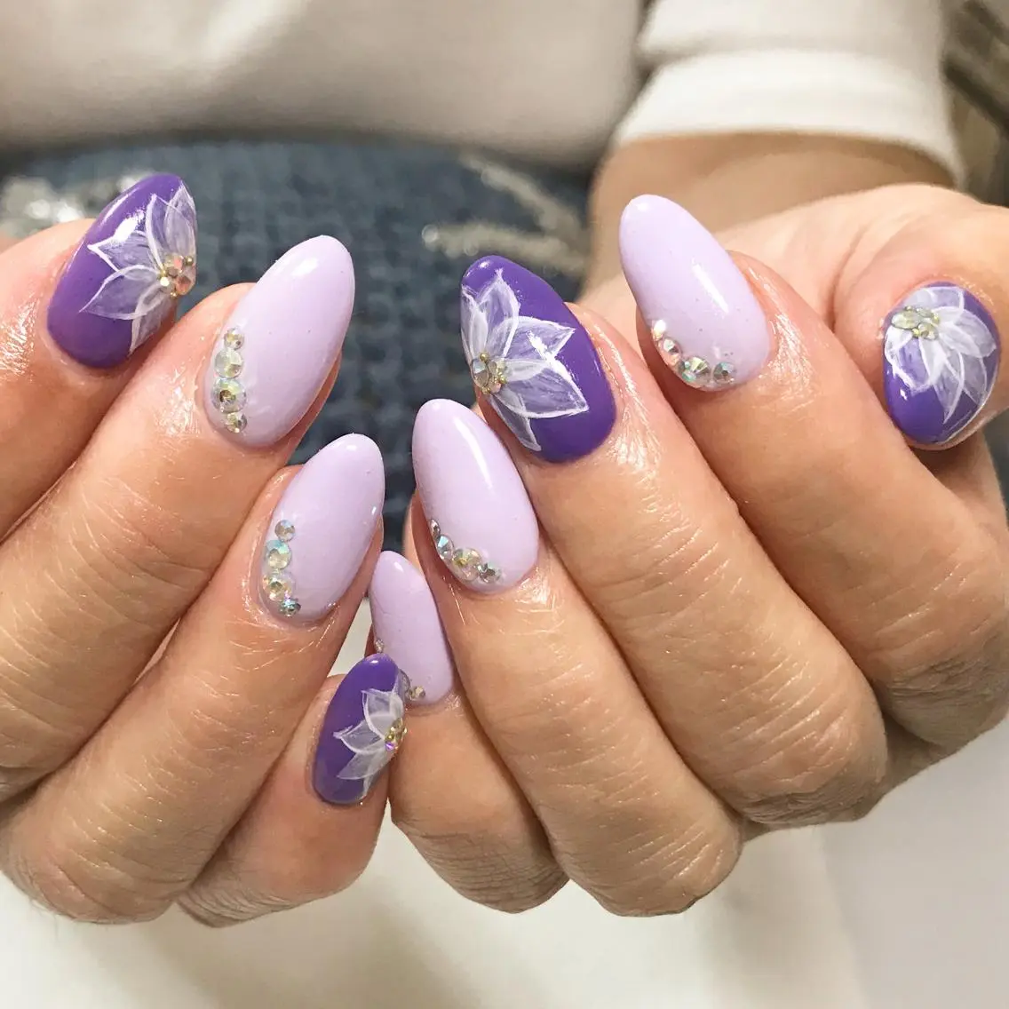 ネイル フラワーネイル フットネイル パープル シンプルネイル 春ネイル nail fufla ♡yamane♡のネイルデザイン