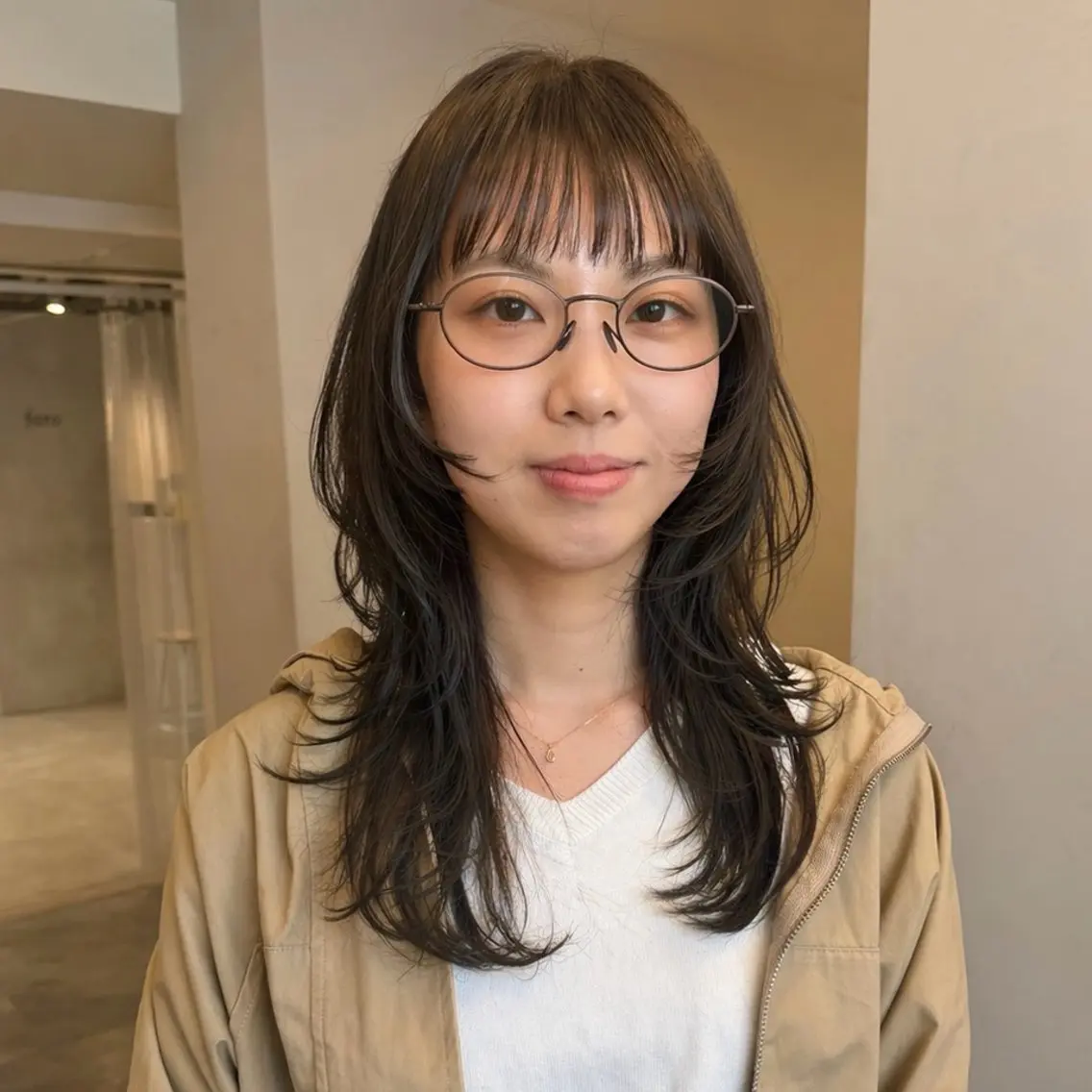 セミロング カラー SAKI 新宿のヘアスタイル