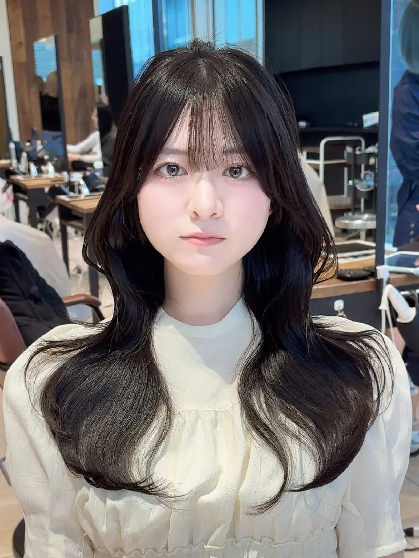 ロング くびれヘア 顔周りカット 韓国風ヘア レイヤーカット 小顔カット カット トリートメント Nanako。/韓国 ハッシュカットのヘアスタイル