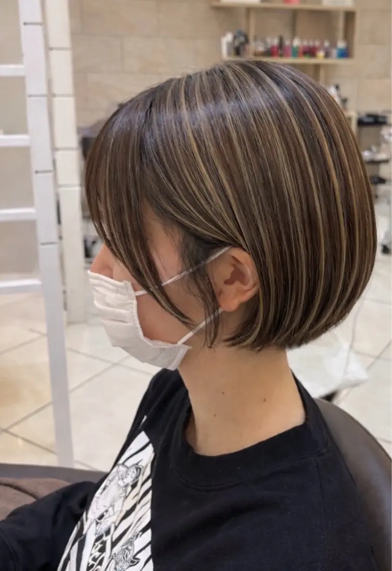 カラー ハイライトカラー もえか /ブリーチカラーのヘアスタイル