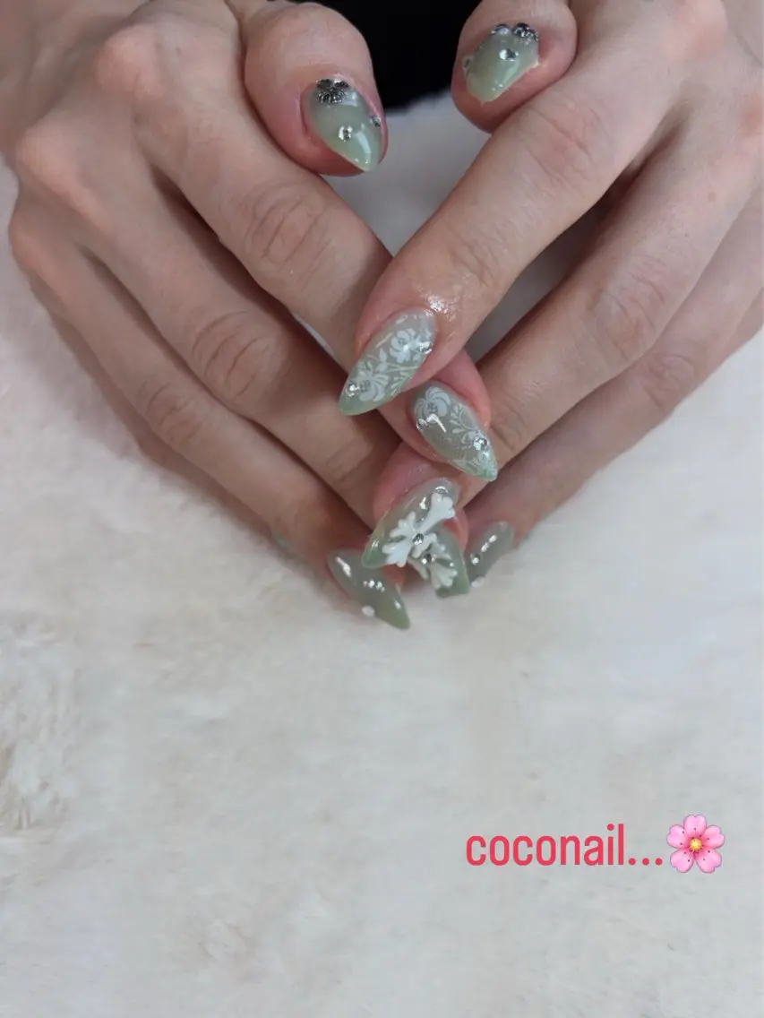 ネイル グリーン ハンドネイル Coconail 恭子のネイルデザイン