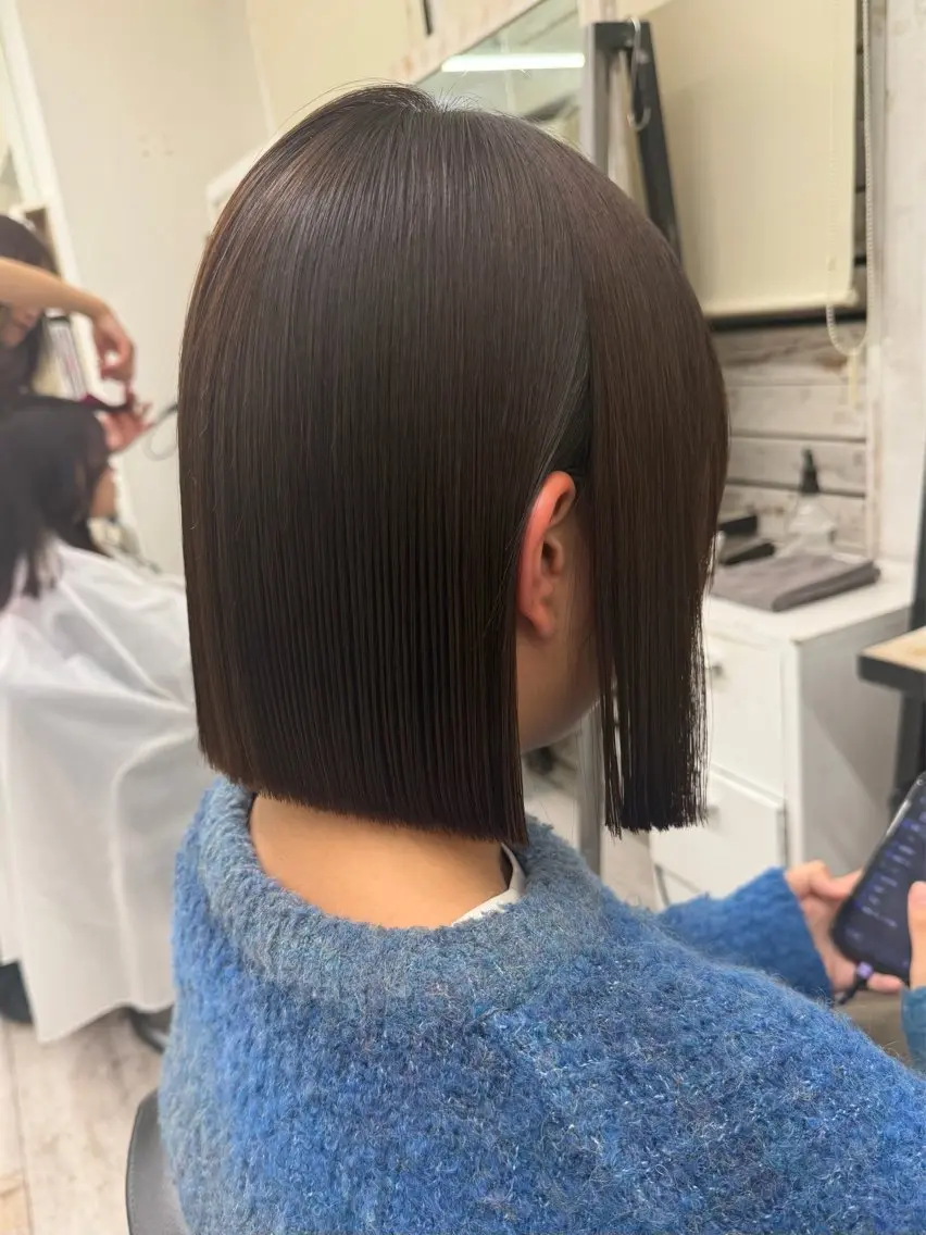 【新規】髪質改善ストレート➕中間処理トリートメント込み◎ダメージを抑えた薬を使用し自然なストレートに仕上げますの写真