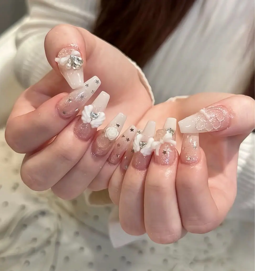 ネイル ハンドネイル Luna Gladeのネイルデザイン