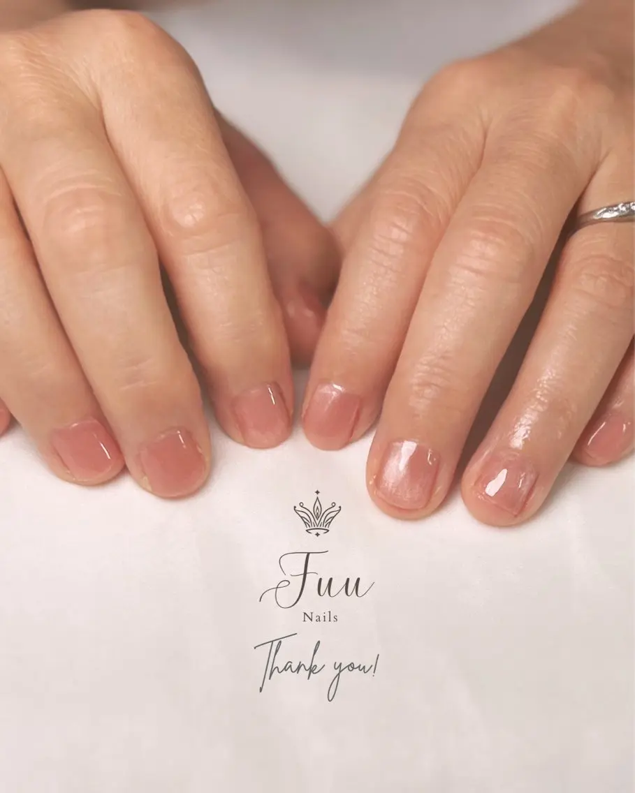 ネイル キラキラネイル マグネットネイル オフィスネイル ピンク ショートネイル 犬のいるネイルサロン Fuu nailsのネイルデザイン