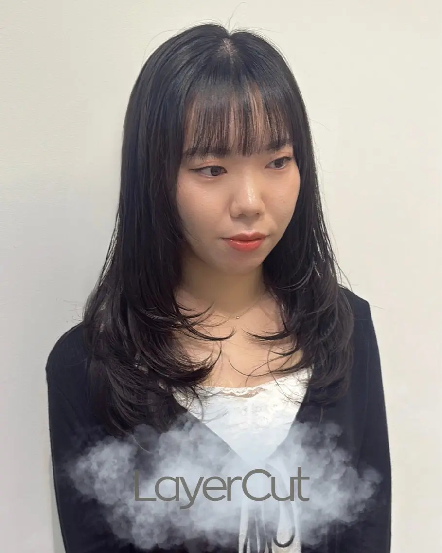 ミディアム カラー カット ヘアカラー 再現性特化💘透明感 🩵 Minami.のヘアスタイル