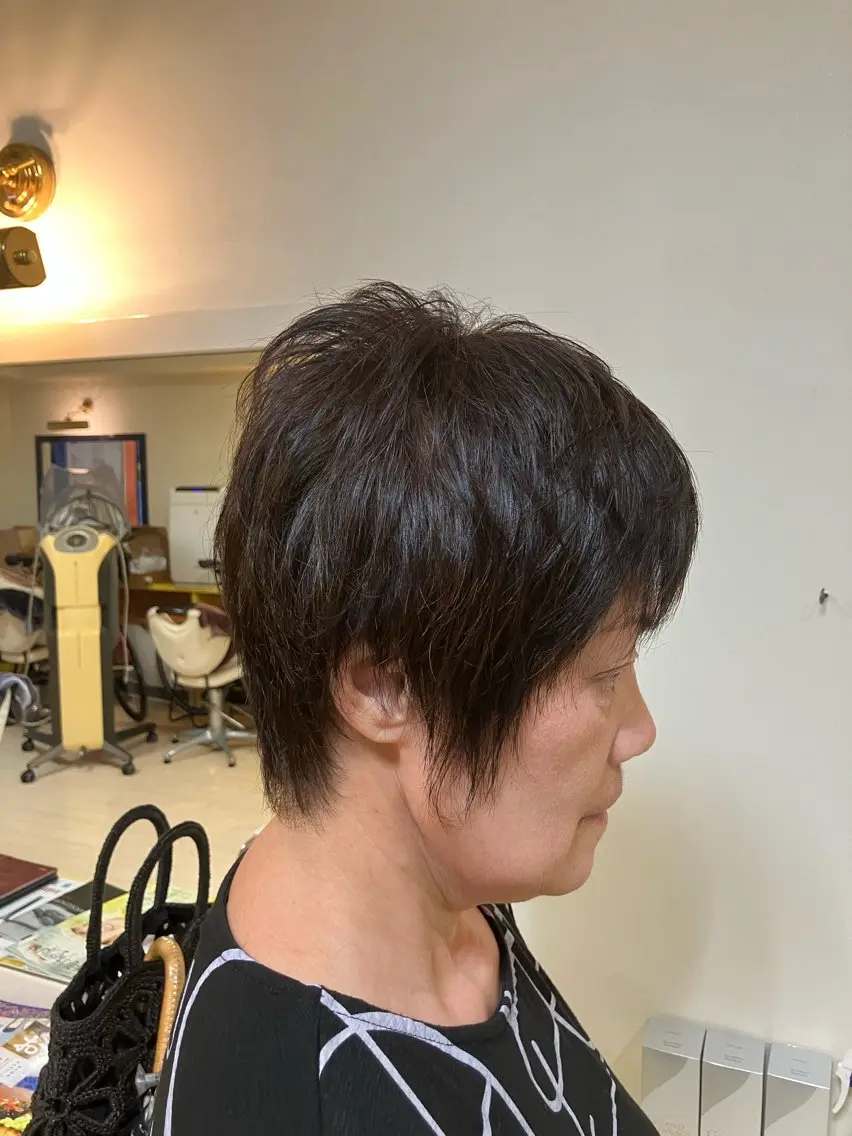 ショート カラー 横田 尚登のヘアスタイル