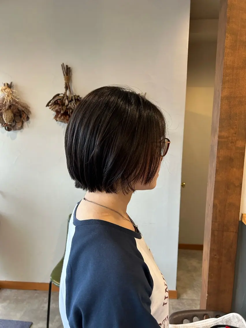 ショート カット 川端 明莉のヘアスタイル