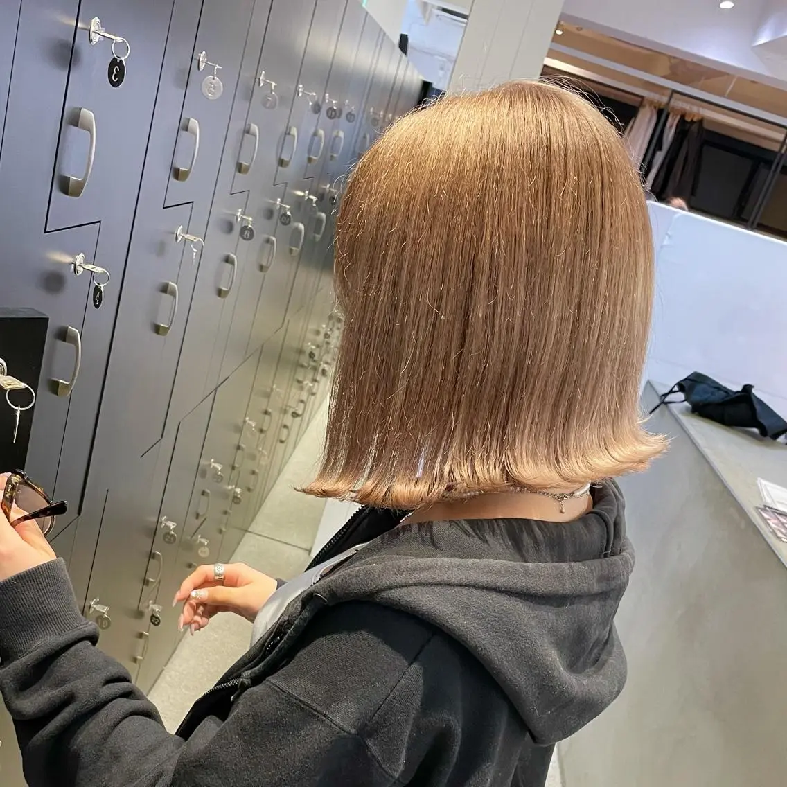 ミディアム カラー パーマ ヘアアレンジ メンズ キッズ ネイル マツエク・マツパ ブロンド 🧸ハイトーン🧸 ゆっきー🧸のヘアスタイル