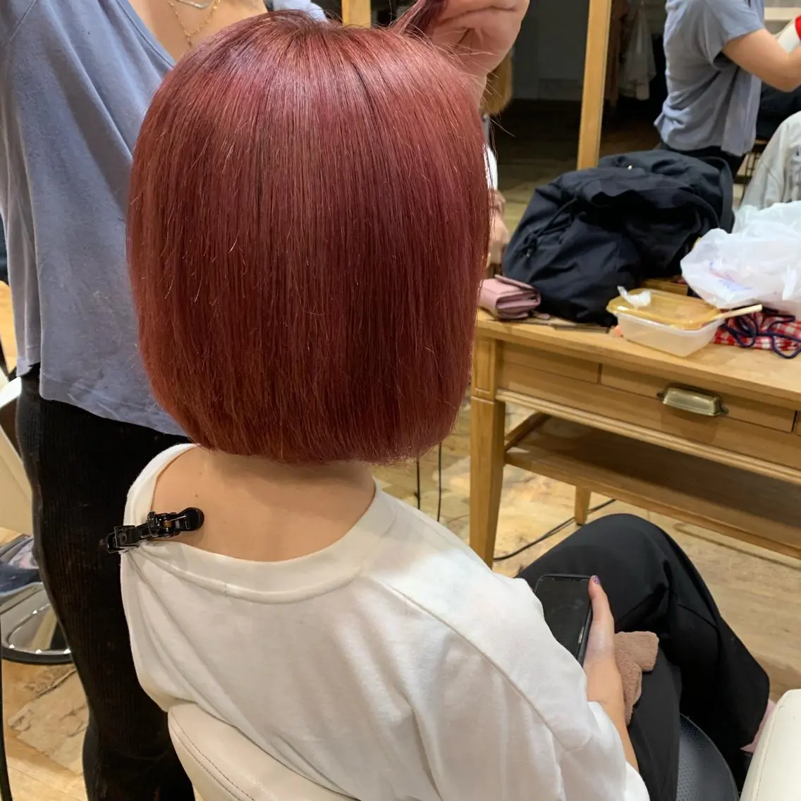 カラー 天野 利咲のヘアスタイル