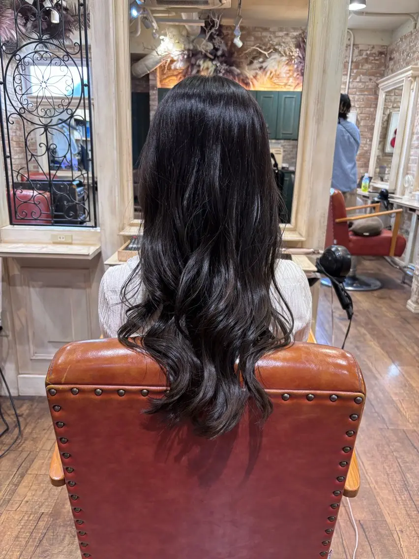 セミロング カット ヘアカラー 田尾 凌雅のヘアスタイル