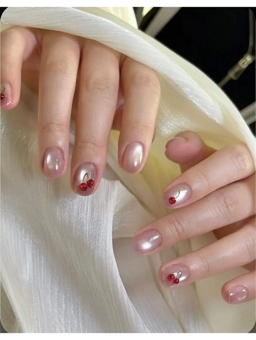 ネイル アートネイル 成人式 ジェルネイル 持ち込み ニュアンスネイル Kora Nailのネイルデザイン