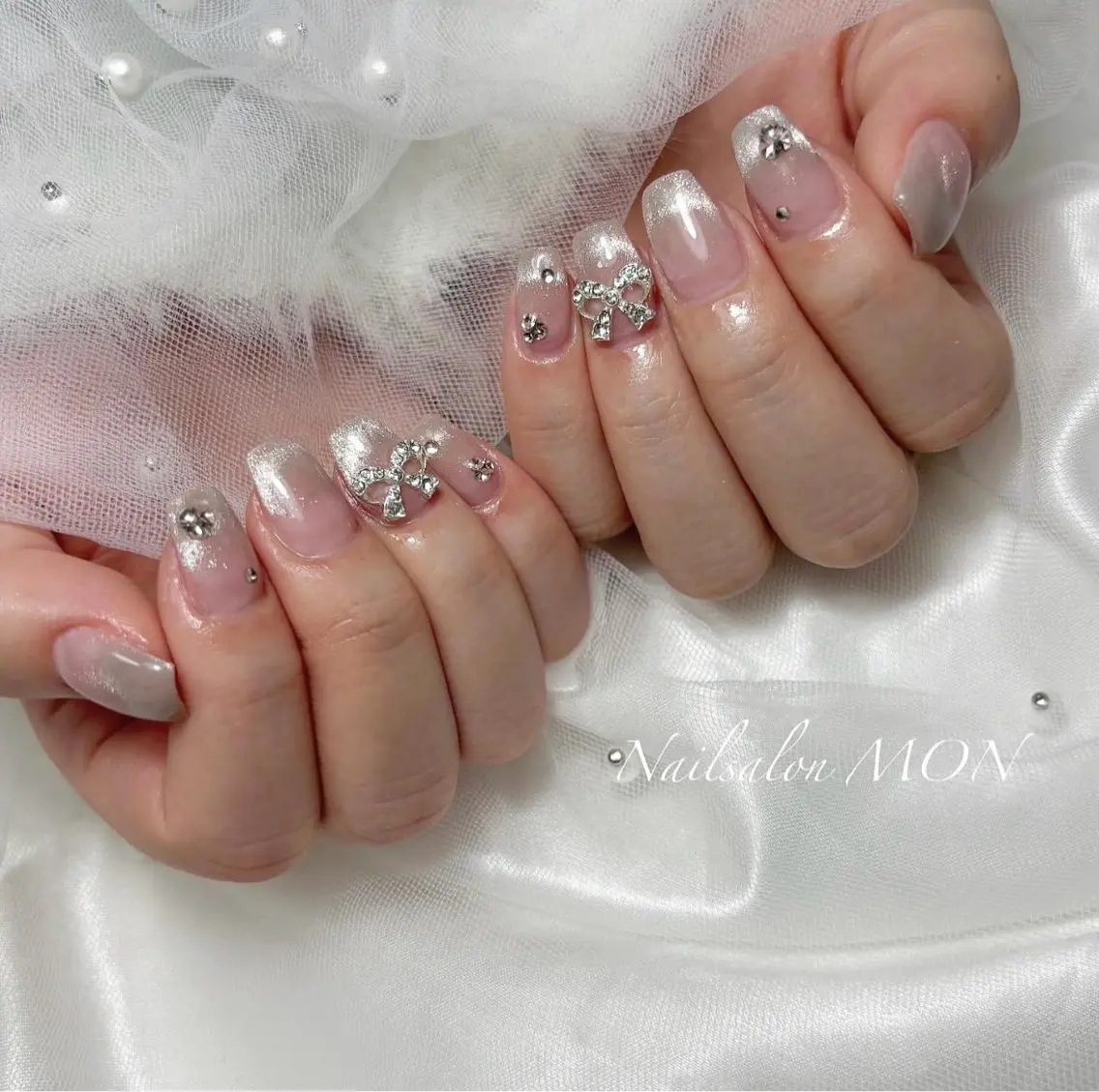 ネイル ストーンネイル ハンドネイル Nailsalon MONのネイルデザイン