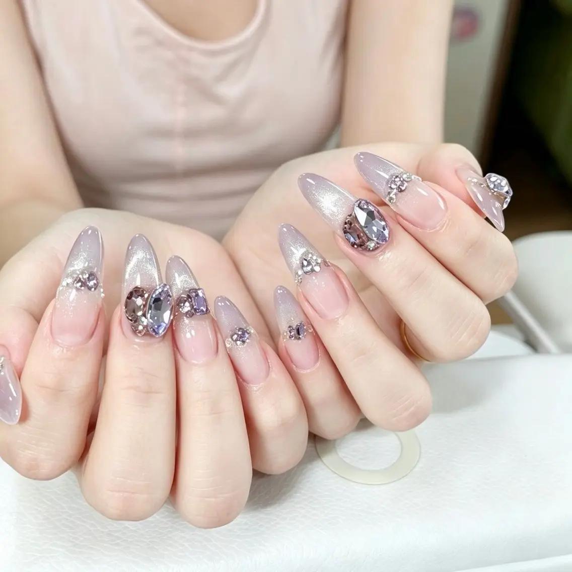 ネイル ハンドネイル Luna Gladeのネイルデザイン