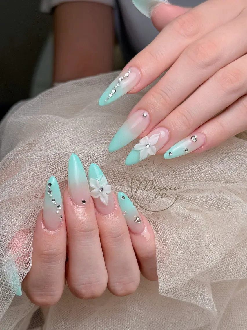 ネイル Maggie Nail🦩のネイルデザイン