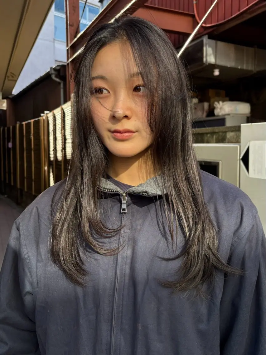 セミロング カラー ヘアアレンジ 原宿/ツヤツヤカラー /🌳カズキのヘアスタイル