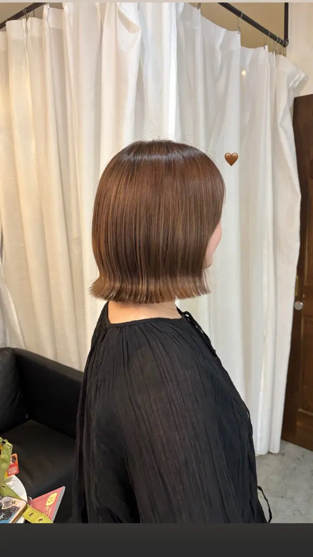 ミディアム カラー ベージュカラー ボブ 外ハネヘア カット ボブ/くびれボブ ⠀ゆらのヘアスタイル