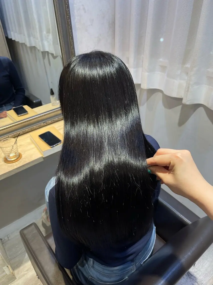 ロング カット ヘアカラー Lutia 新宿 ゆりの ☺︎のヘアスタイル