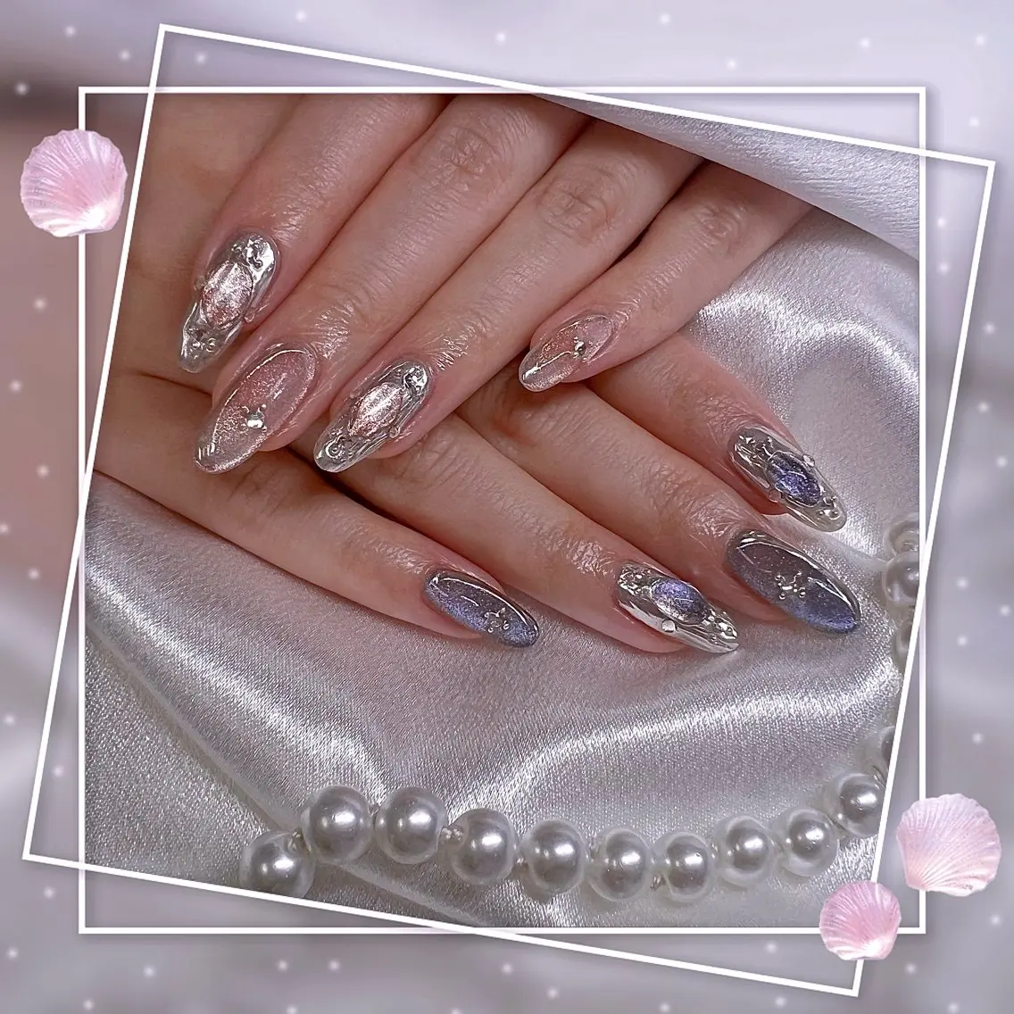 ネイル フレンチネイル グラデーション キラキラネイル 韓国ネイル マグネットネイル ハンドネイル ハンドケア Chill Nailsalonのネイルデザイン