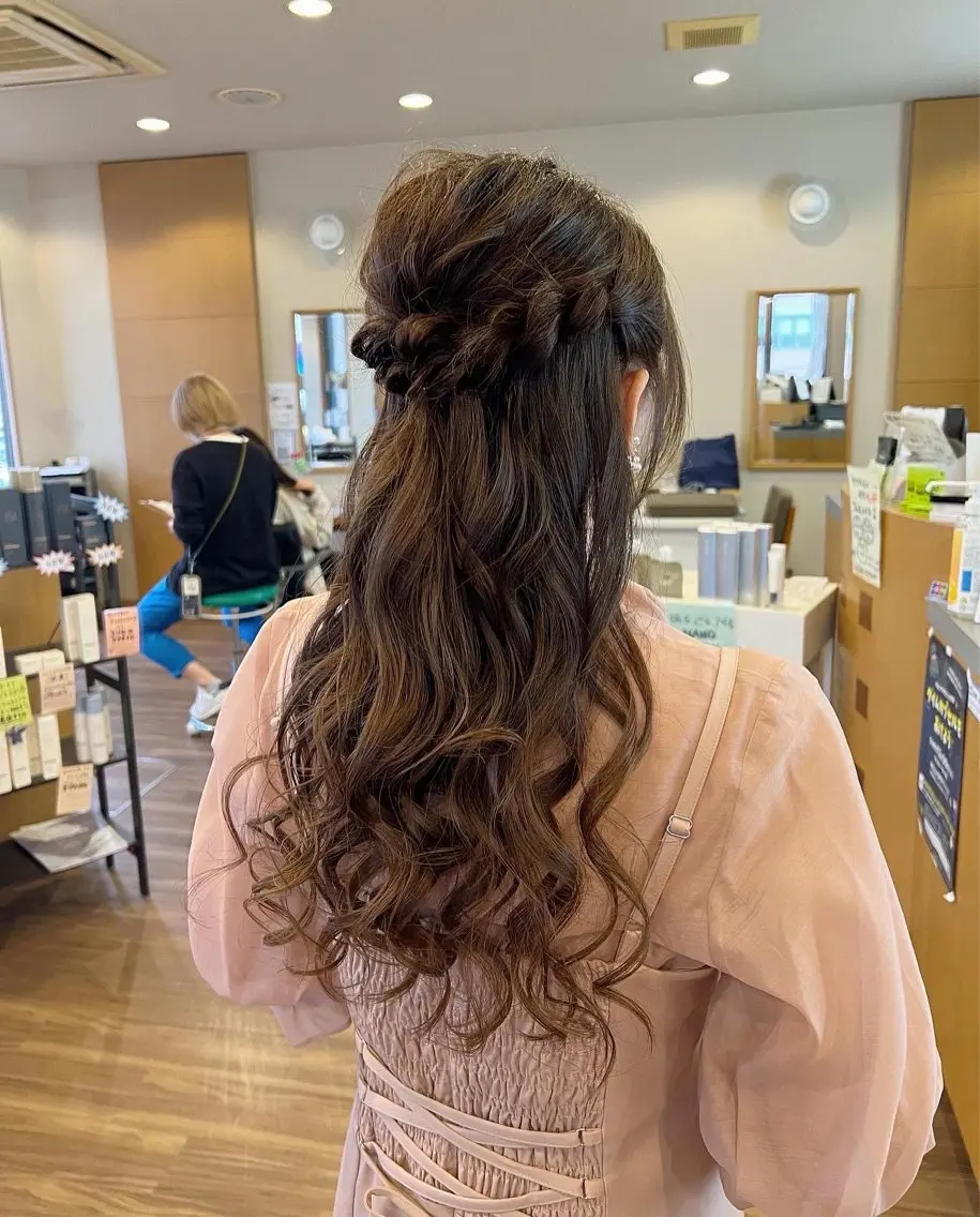 ロング 小島 七海のヘアスタイル
