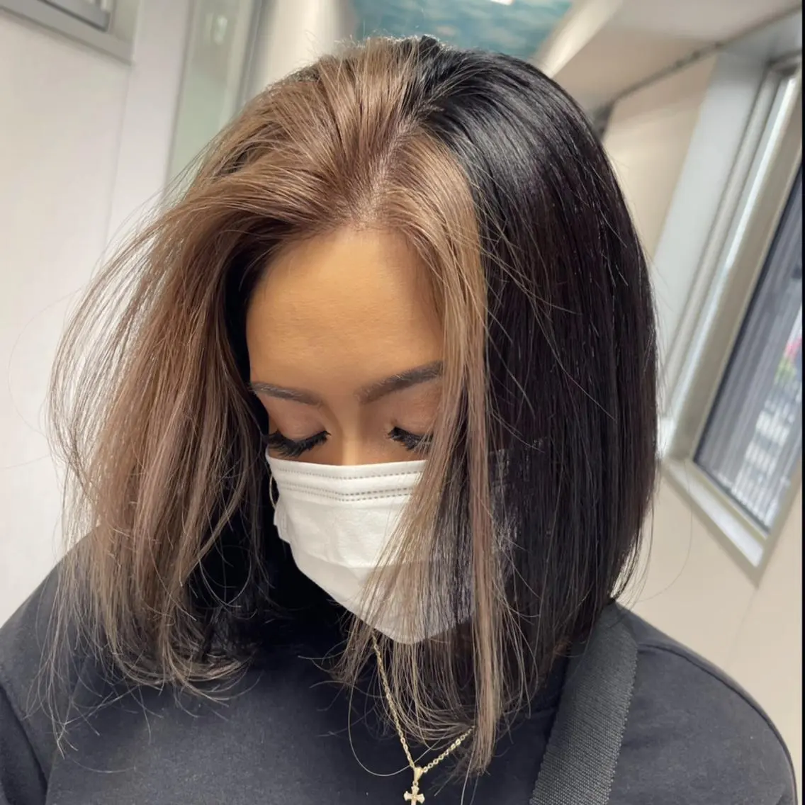ショート カラー ヘアアレンジ ミストバング  フェイスフレーミング ハイライトカラー ハイライト ヘアカラー 松井那津子 /ハイライトブリーチのヘアスタイル