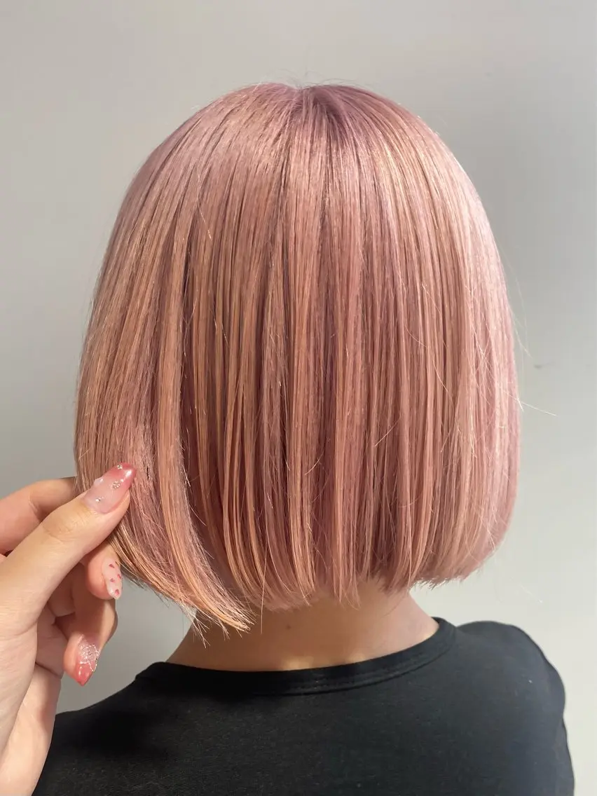カラー ブリーチ ピンクカラー ホワイトピンク ヘアカラー BIANCA伊勢崎 mayaのヘアスタイル