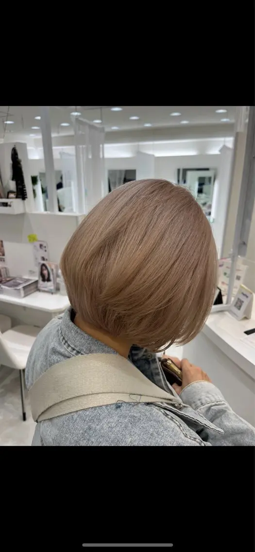 セミロング カラー ヘアカラー トリートメント 山森 大地のヘアスタイル