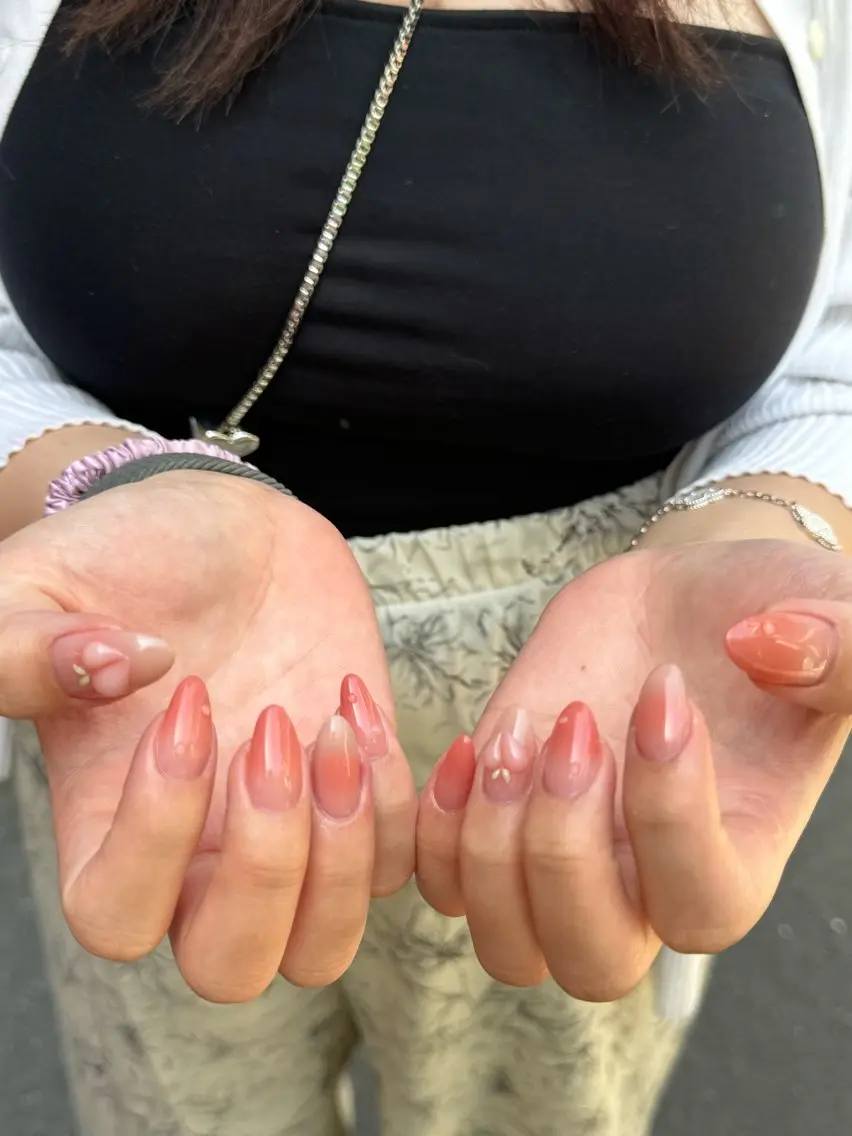 ネイル アートネイル オーロラネイル チークネイル フレンチネイル ガラスフレンチ 🎀🎀YooLi Nail Salonのネイルデザイン