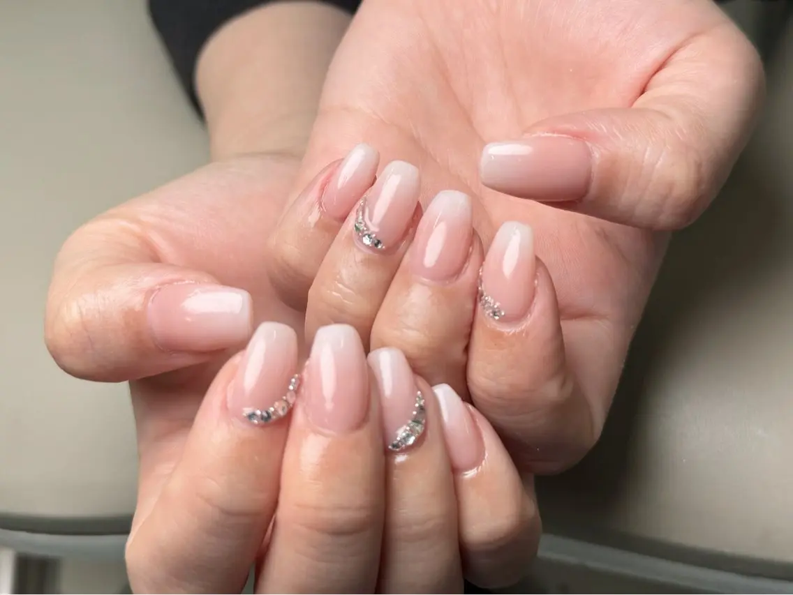 ネイル ハンドネイル ハンドケア Nail&Eyela sh Nanaのネイルデザイン