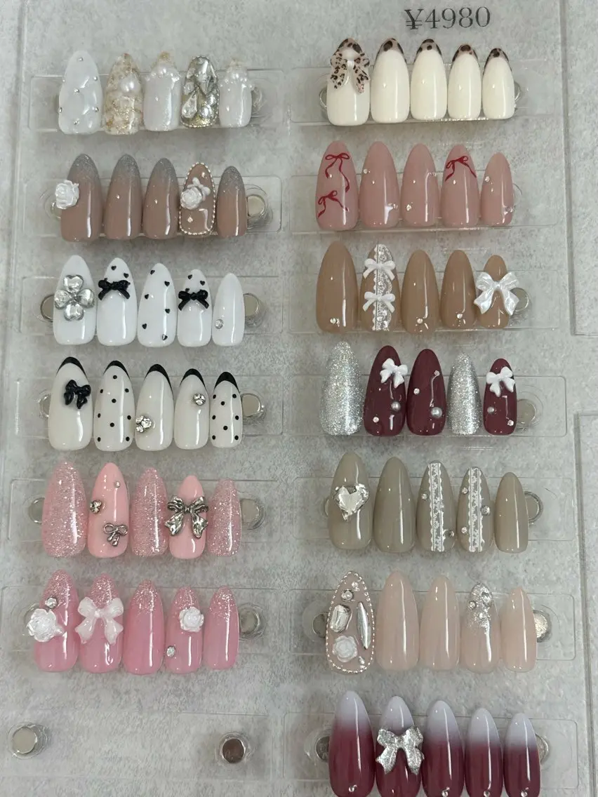 ハンドネイル(定額デザイン)の写真