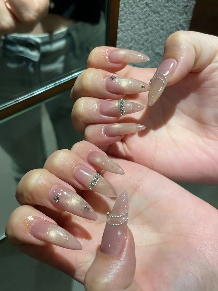 ネイル Lino U nanakaのネイルデザイン